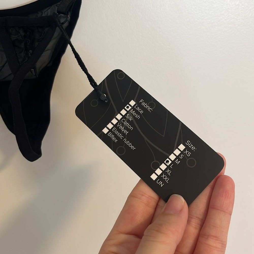 BLACK MESH SET - Picture 7 of 7